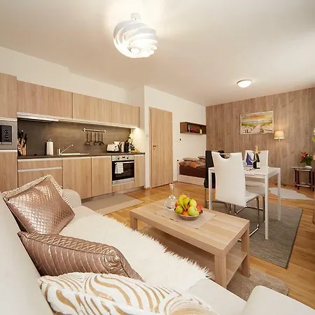 Arber Apartment *