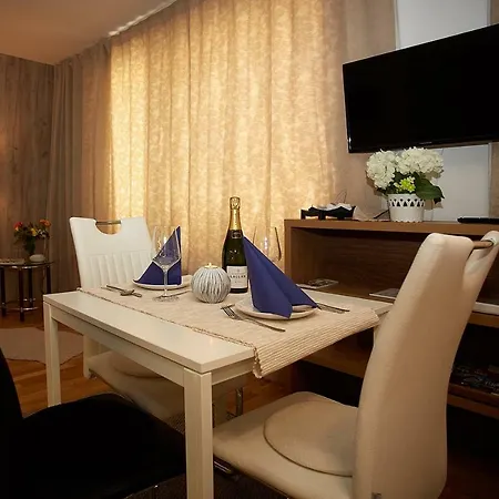 Arber - Wellness & Pool Apartmán Železná Ruda