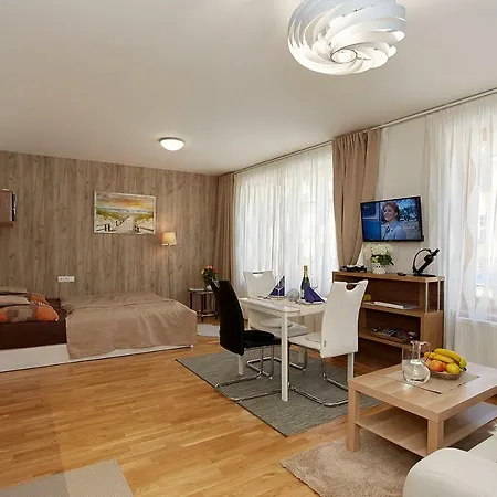 Arber Apartment