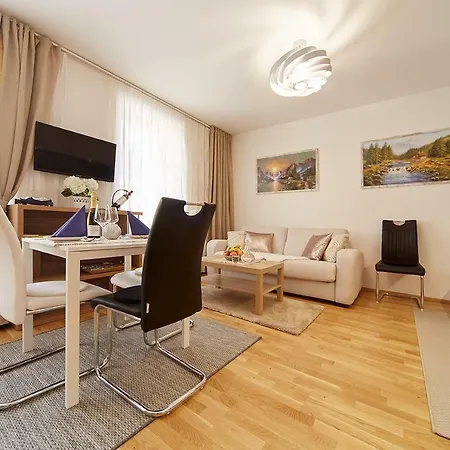Arber Apartment