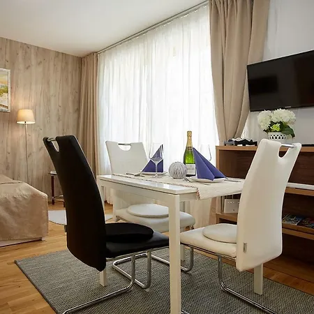 Arber - Wellness & Pool Lägenhet Železná Ruda